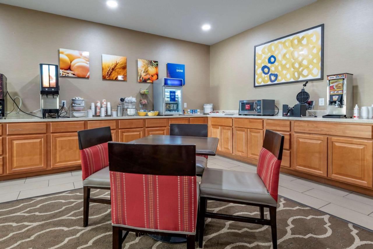 Comfort Inn Apalachin - Binghamton W Route 17 Екстер'єр фото