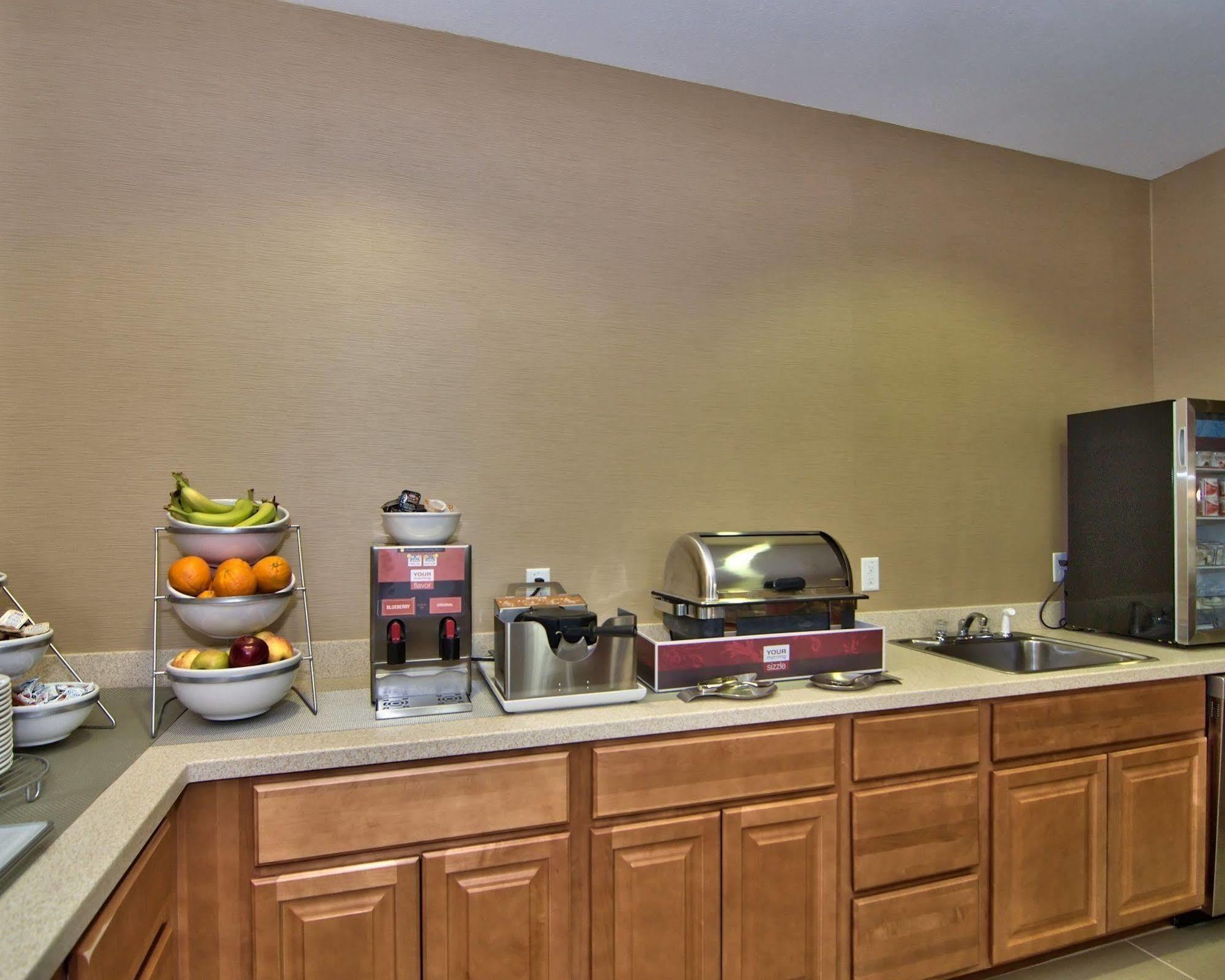 Comfort Inn Apalachin - Binghamton W Route 17 Екстер'єр фото